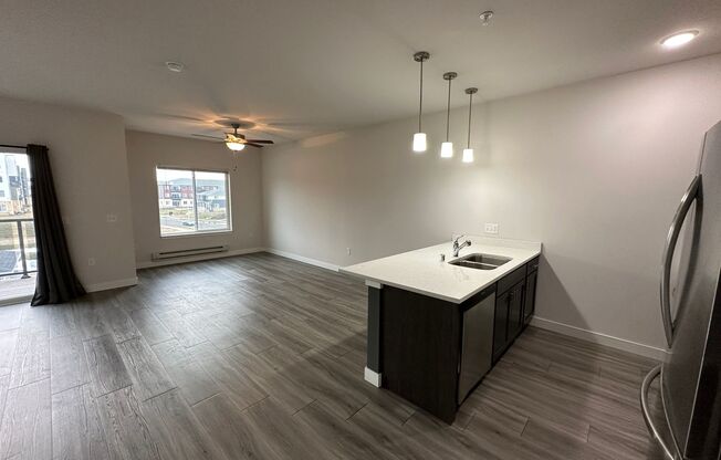 2 beds, 2.5 baths, 1,311 sqft, $1,995, Unit 2515-320