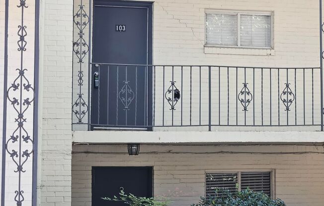 2BR Condo Near Piedmont Park