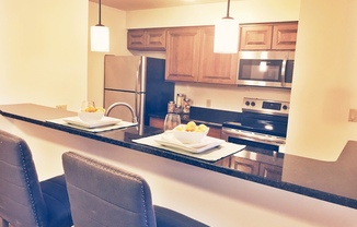 2 beds, 2 baths, 1,040 sqft, $1,825, Unit 136