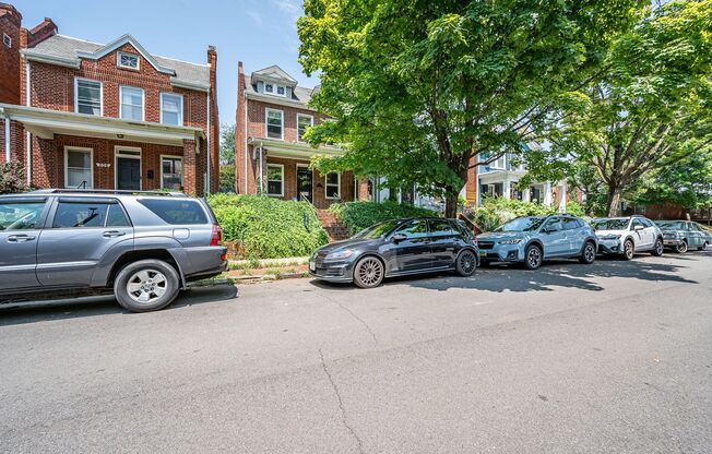 Spacious Home Super Close To Carytown, VCU, Downtown & More