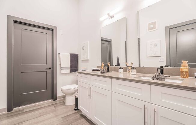 1 bed, 1 bath, 725 sqft, $1,610, Unit A111
