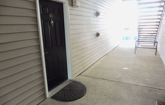 Private Ground Floor Condo in the Heart of Germantown