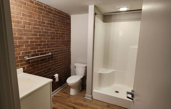 1 bed, 1 bath, 615 sqft, $1,195, Unit Unit 211