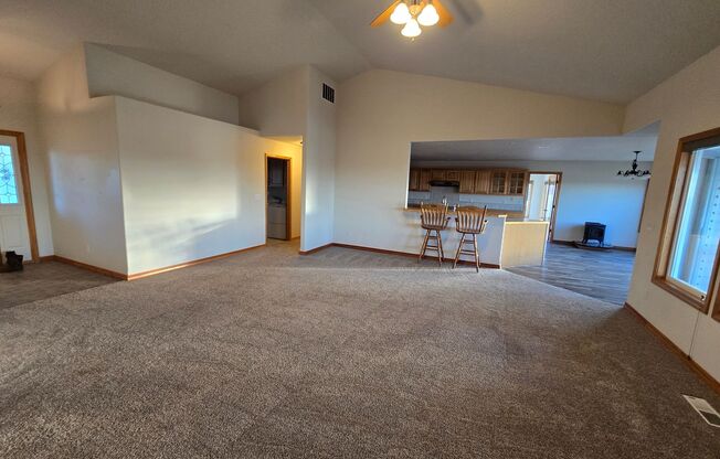 MOVE IN TODAY! FIRST MONTH FREE RENT! Beautiful Home on Acreage!