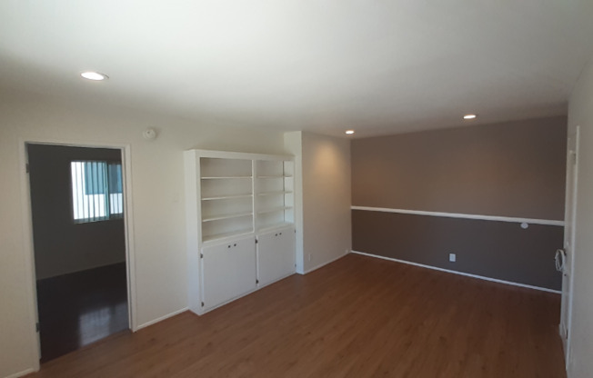 5929 LAUREL CYN BLVD