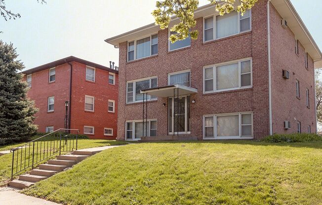 4611 COOPER AVE