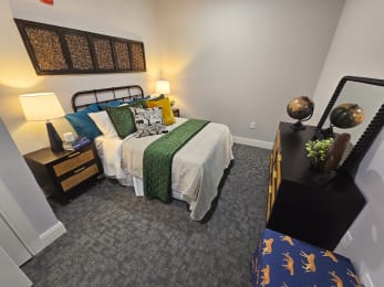 1 bed, 1 bath, 492 sqft, $1,750