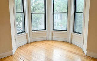 703 WILLOW