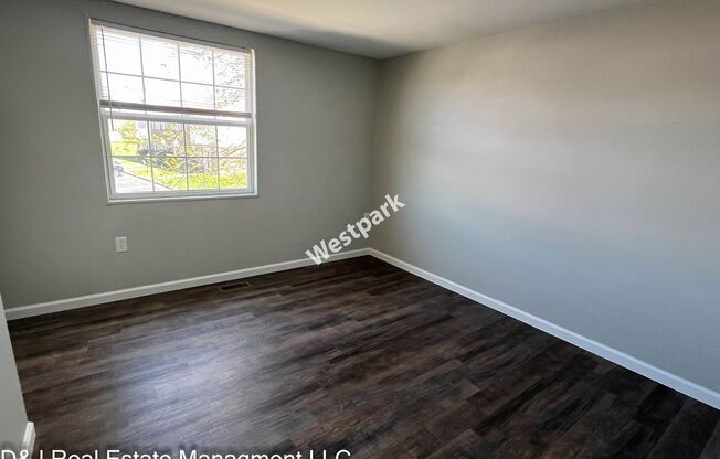 2 beds, 1 bath, 850 sqft, $1,395, Unit Unit 35