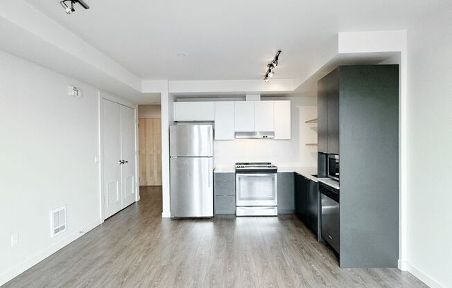 1 bed, 1 bath, 535 sqft, $1,775, Unit 203