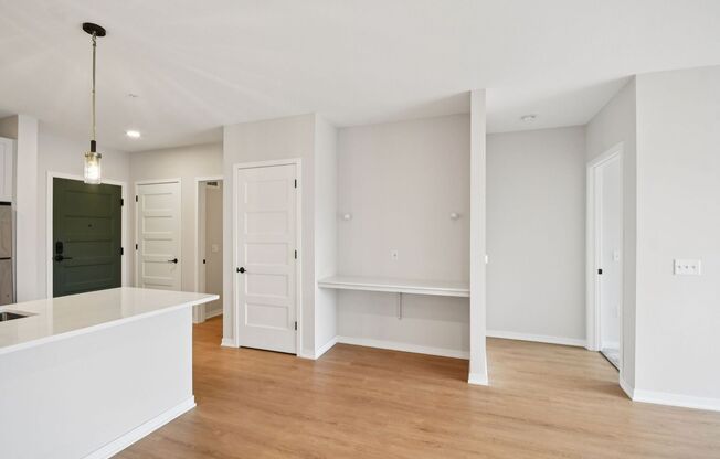 1 bed, 1 bath, 918 sqft, $2,495, Unit 206