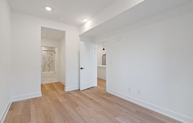 1 bed, 1 bath, 659 sqft, $1,700, Unit Unit 201