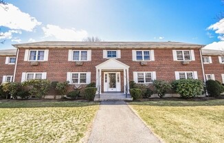 129 EMERSON GDNS RD