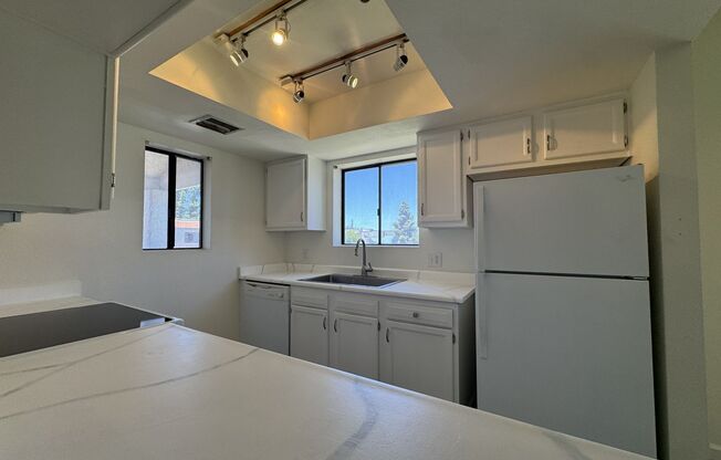 2 beds, 2 baths, 1,130 sqft, $1,699, Unit 2067