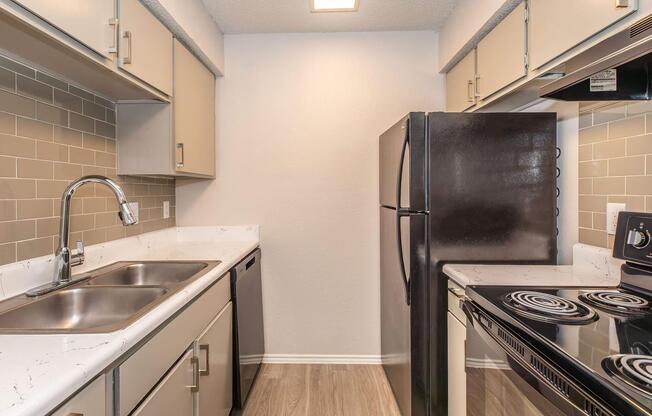 1 bed, 1 bath, 524 sqft, $795