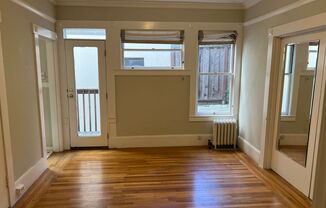 1 bed, 1 bath, $3,200, Unit Apt #2