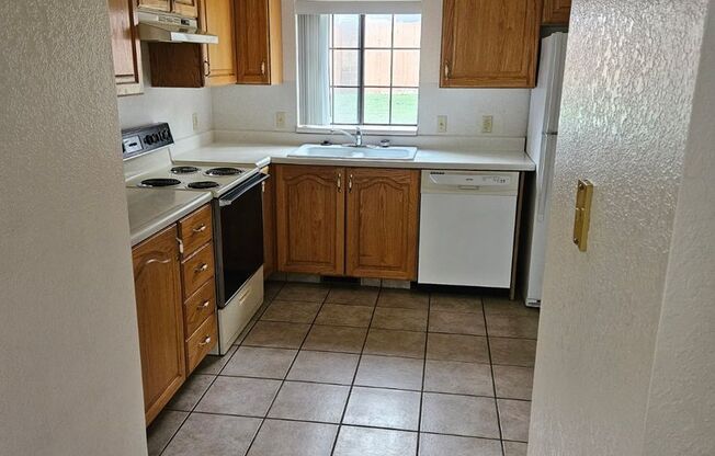 New Price  drop - 1295!