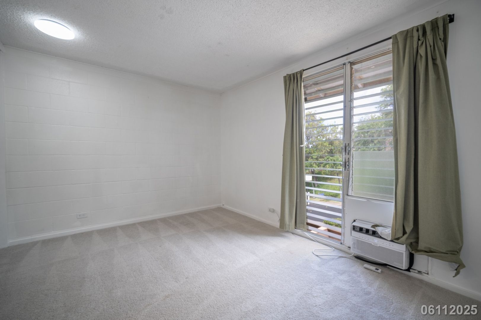 (2bd / 1ba / 1 parking Condo in Makakilo Gardens 2, Kapolei)