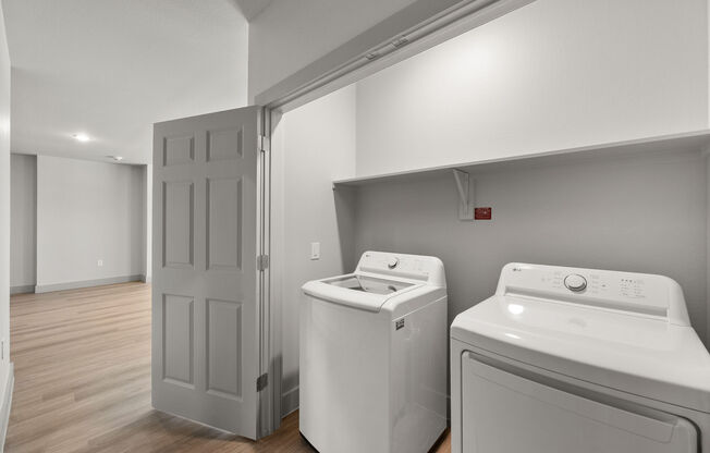 3 beds, 2 baths, 1,530 sqft, $2,500