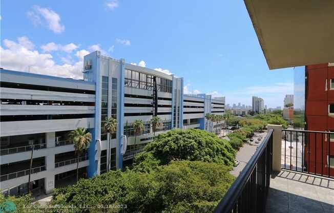 3410 Coral Way