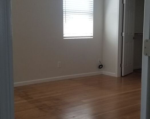 3 beds, 2 baths, $3,000