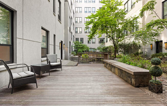 1 bed, 1 bath, 725 sqft, $4,995, Unit 522