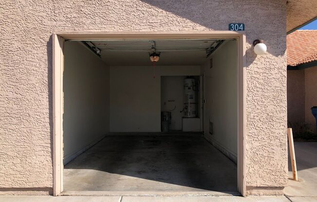 Beautiful Single Story Townhome - Available for Immediate Move In!