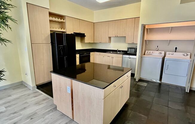 1 bed, 1 bath, 680 sqft, $2,700, Unit Unit 404