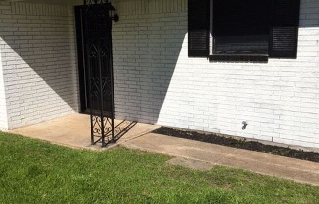 Refurbished House In Great Location in Belton