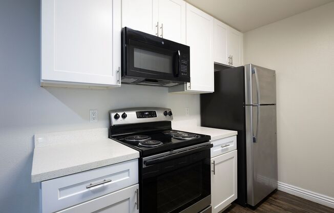 2 beds, 2 baths, 954 sqft, $2,895, Unit 202