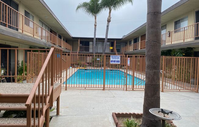 2 beds, 1 bath, 831 sqft, $2,695, Unit 8