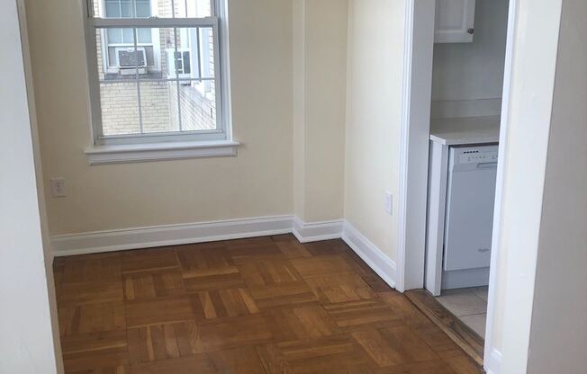 Studio, 1 bath, 413 sqft, $1,310