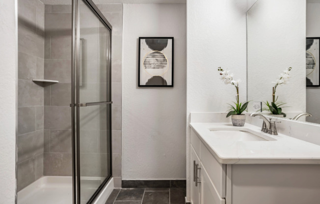 1 bed, 1 bath, 713 sqft, $1,700, Unit 111