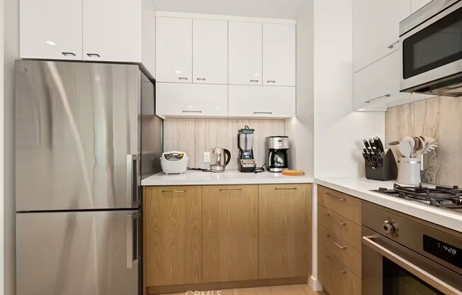 1 bed, 1 bath, 790 sqft, $5,300, Unit 1601