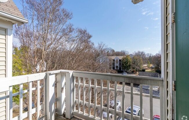 2 beds, 1 bath, 835 sqft, $1,200, Unit 2338E