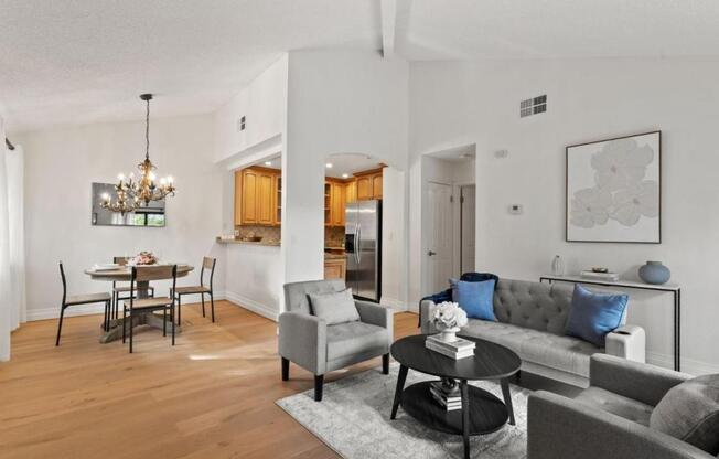 3515 LA TERRACE CIR