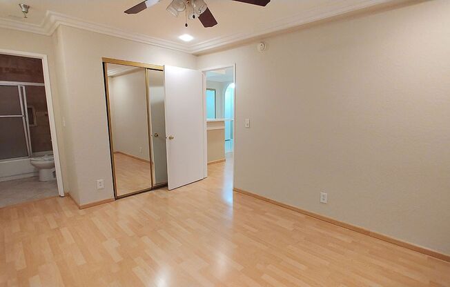 2 beds, 2 baths, 910 sqft, $2,595, Unit 412