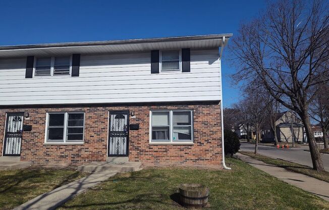 4700N42ndK