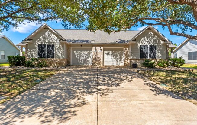 160 Prairie Springs Loop Georgetown, TX 78626