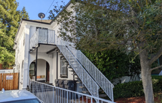 341 Alcatraz Avenue 01-04