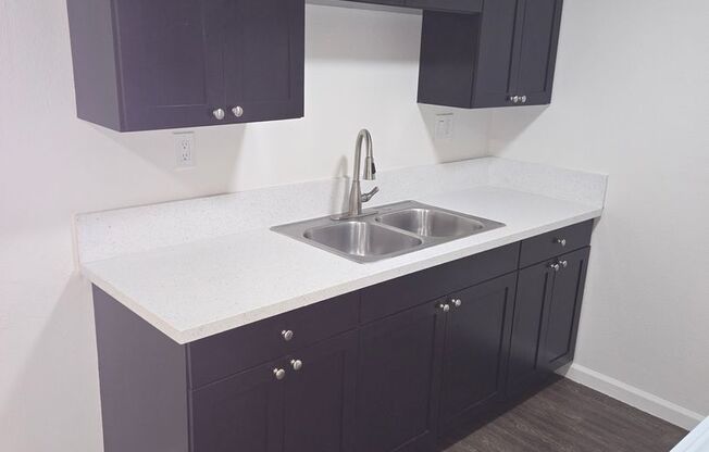 1 bed, 1 bath, 500 sqft, $1,795, Unit 71-51