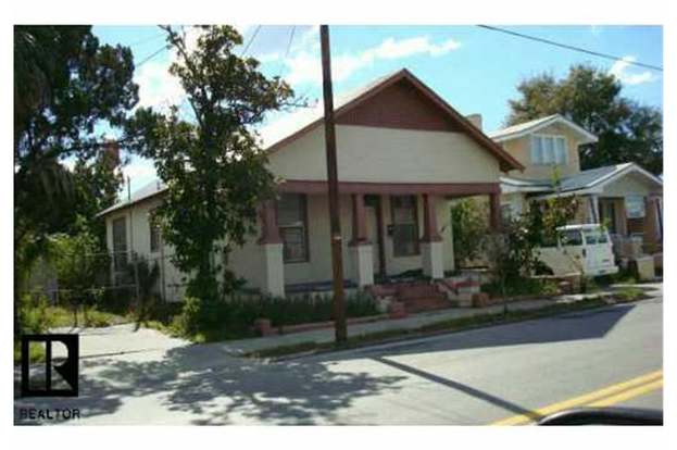 2332 W MAIN ST
