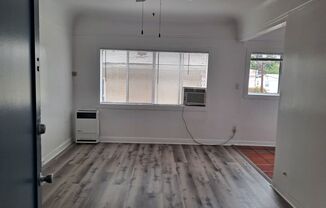 Hollywood Heritage Apts