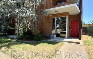 1411 S ROCKFORD AVE