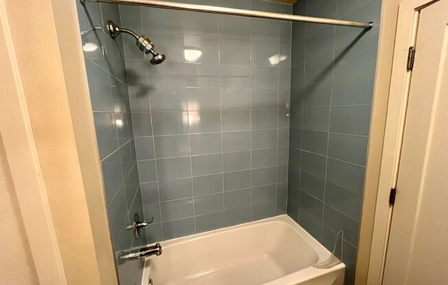 1 bed, 1 bath, $1,850, Unit # 412