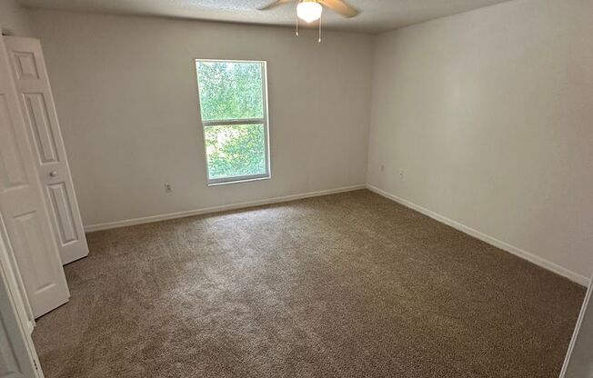 1 bed, 1 bath, 700 sqft, $1,375, Unit 4822-205