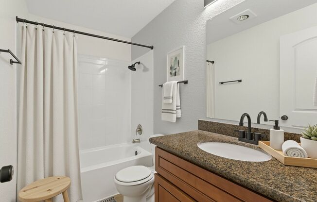 1 bed, 1 bath, 602 sqft, $1,595, Unit D-125