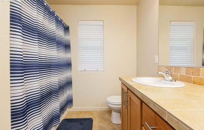 3 beds, 2.5 baths, $2,495
