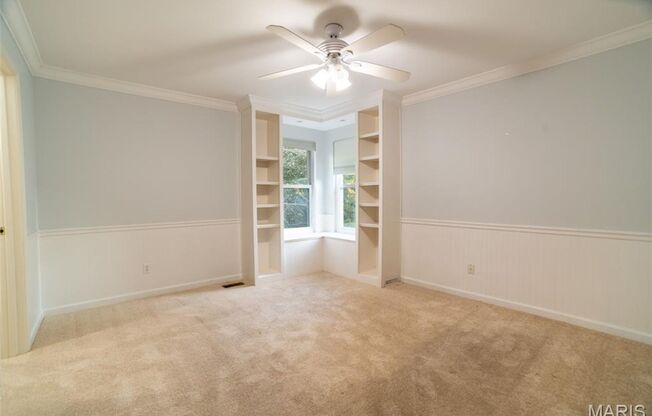 5 beds, 3.5 baths, 4,400 sqft, $3,750, Unit Castle Ridge Drive 570