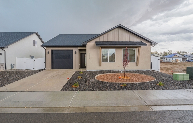 2452 HAMILTON RD